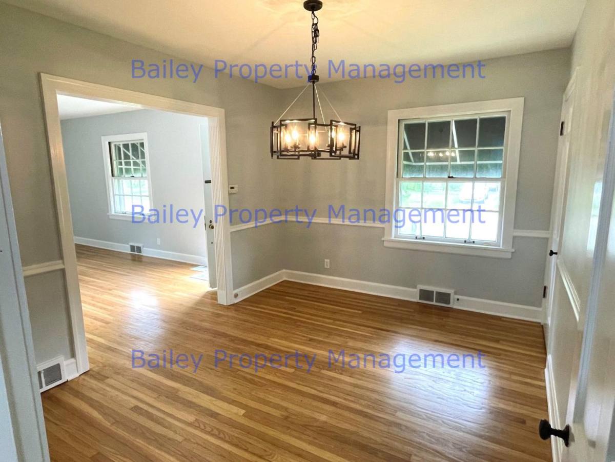 House for rent at 215 McCready Ave, Louisville, KY 40206