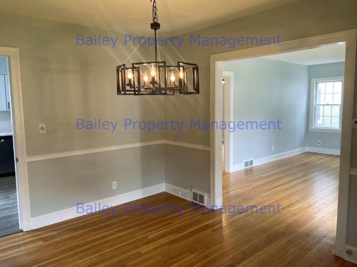 House for rent at 215 McCready Ave, Louisville, KY 40206