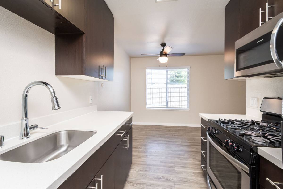 Apartment for rent at 555 Douglas St, West Sacramento, CA 95605