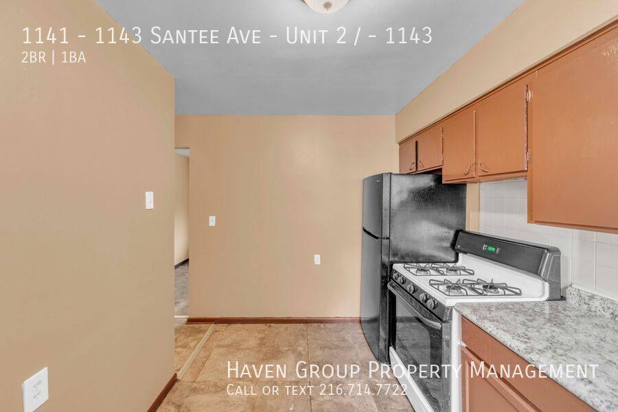 Apartment for rent at 1141 - 1143 Santee Ave #2, Akron, OH 44306
