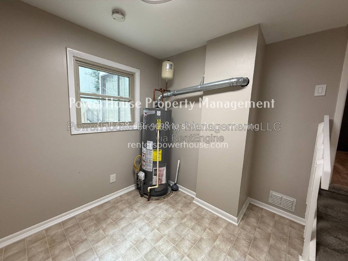 Townhouse for rent at 145 Starboard Point, Roswell, GA 30076