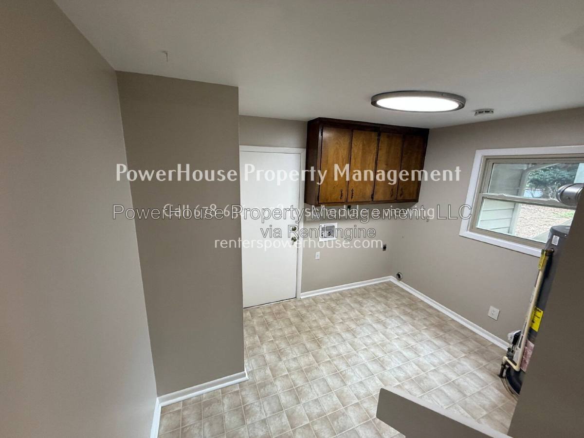 Townhouse for rent at 145 Starboard Point, Roswell, GA 30076