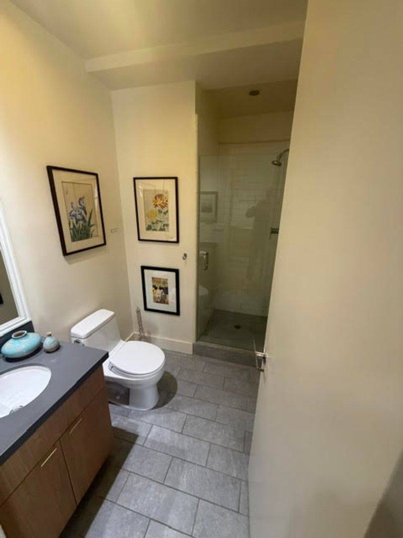 Apartment for rent at 901 Bush St, San Francisco, CA 94109