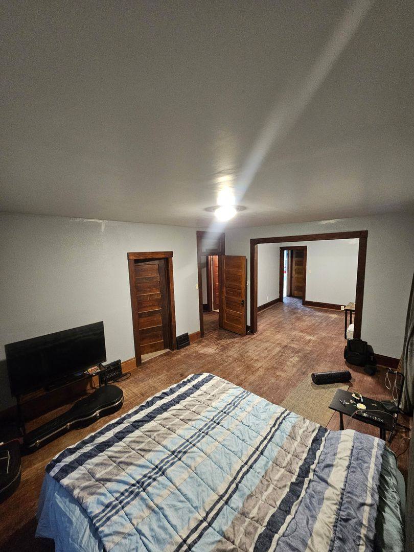 Apartment for rent at 1372 Merryman St, Marinette, WI 54143