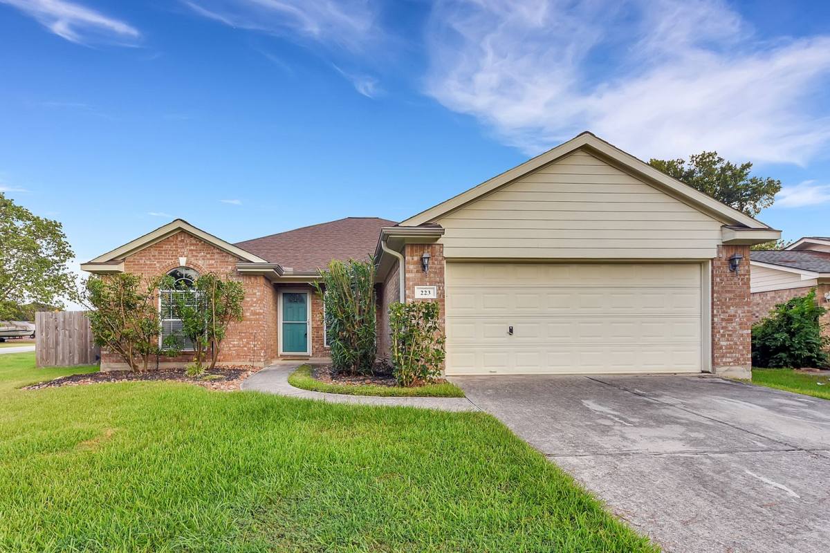House for rent at 223 Fantasy Lane, Montgomery, TX 77356