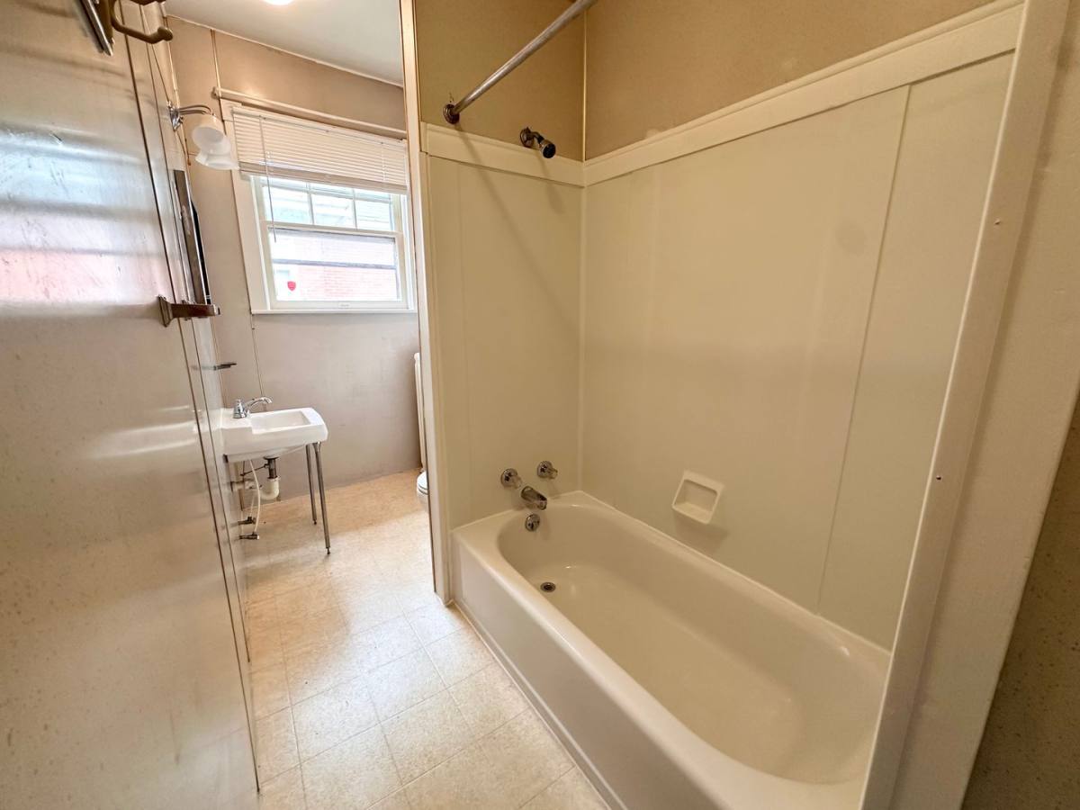 Apartment for rent at 28-30 E College Ave, Elizabethtown, PA 17022