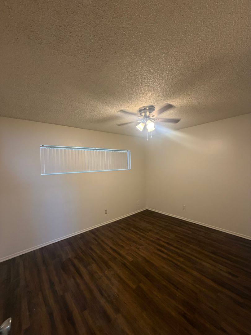 Apartment for rent at 445 Coronado Ave, Long Beach, CA 90814