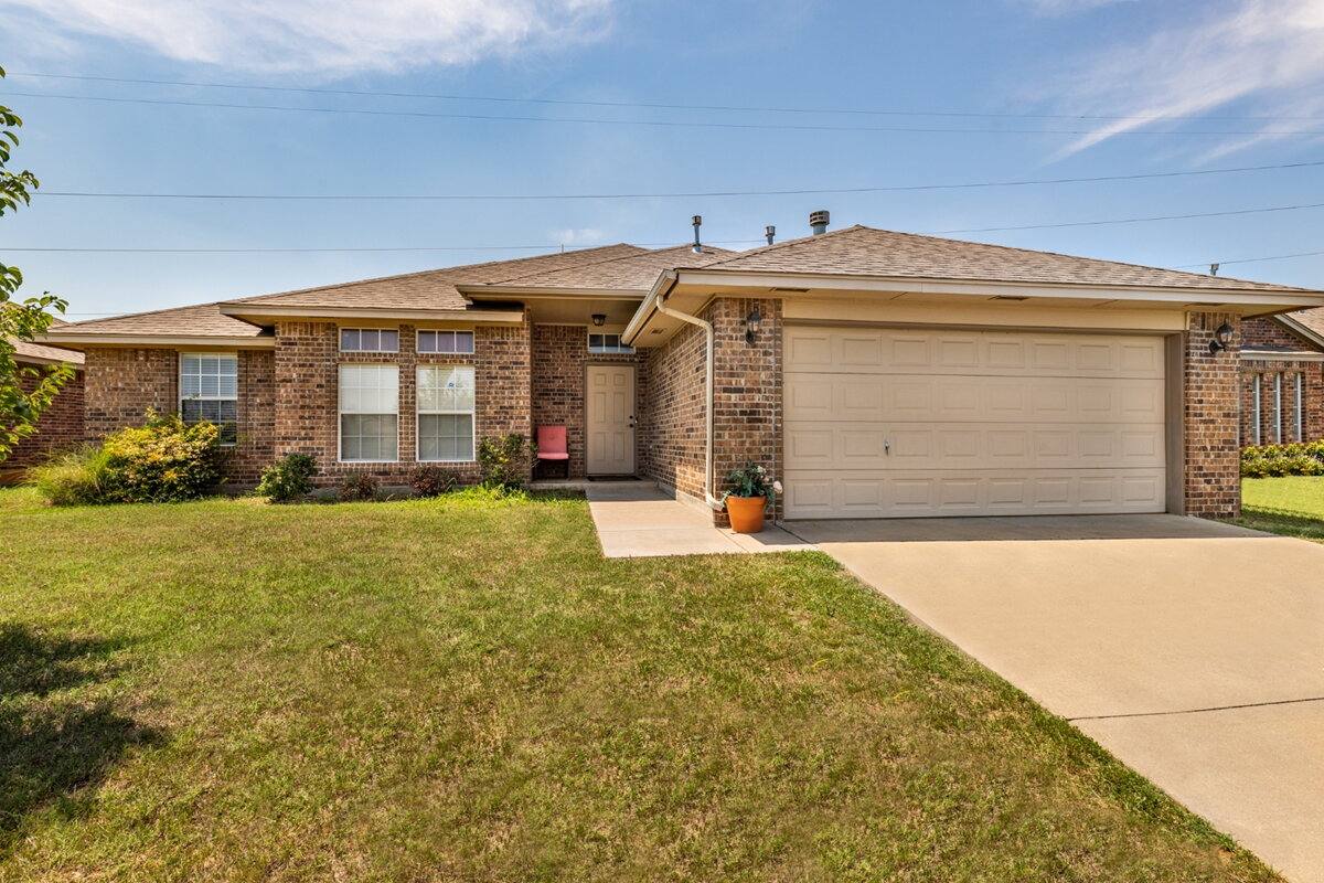 House for rent at 8205 Hillers Rd, Oklahoma City, OK 73132