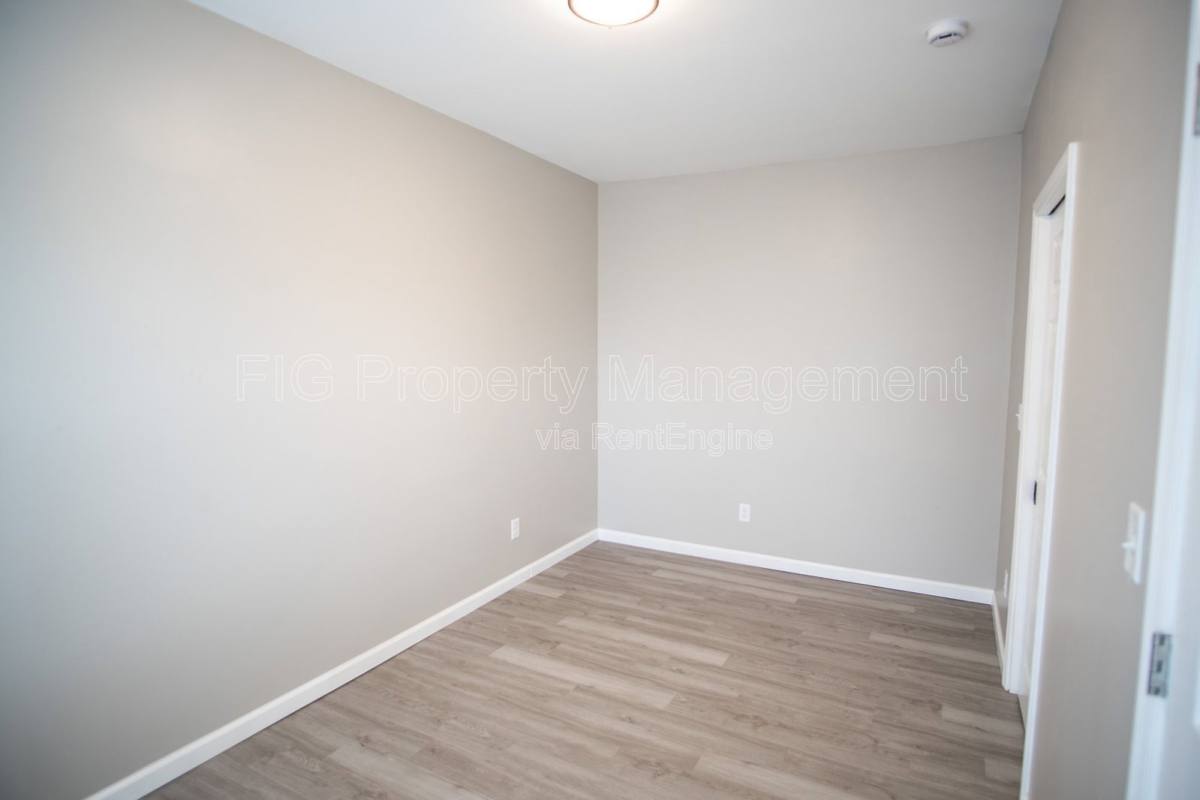 Apartment for rent at 2453 E 5th Ave #2, Knoxville, TN 37917