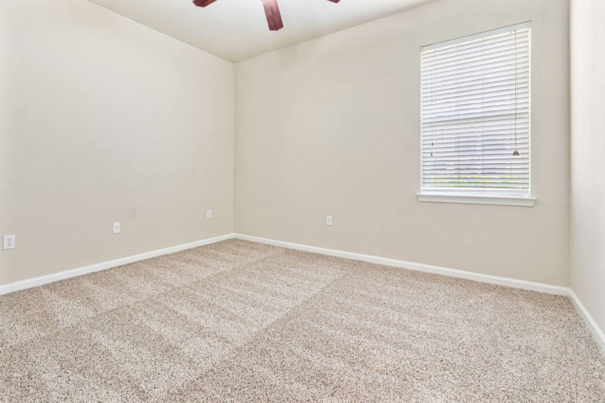 Apartment for rent at 900 Emerald Forest Blvd, Covington, LA 70433