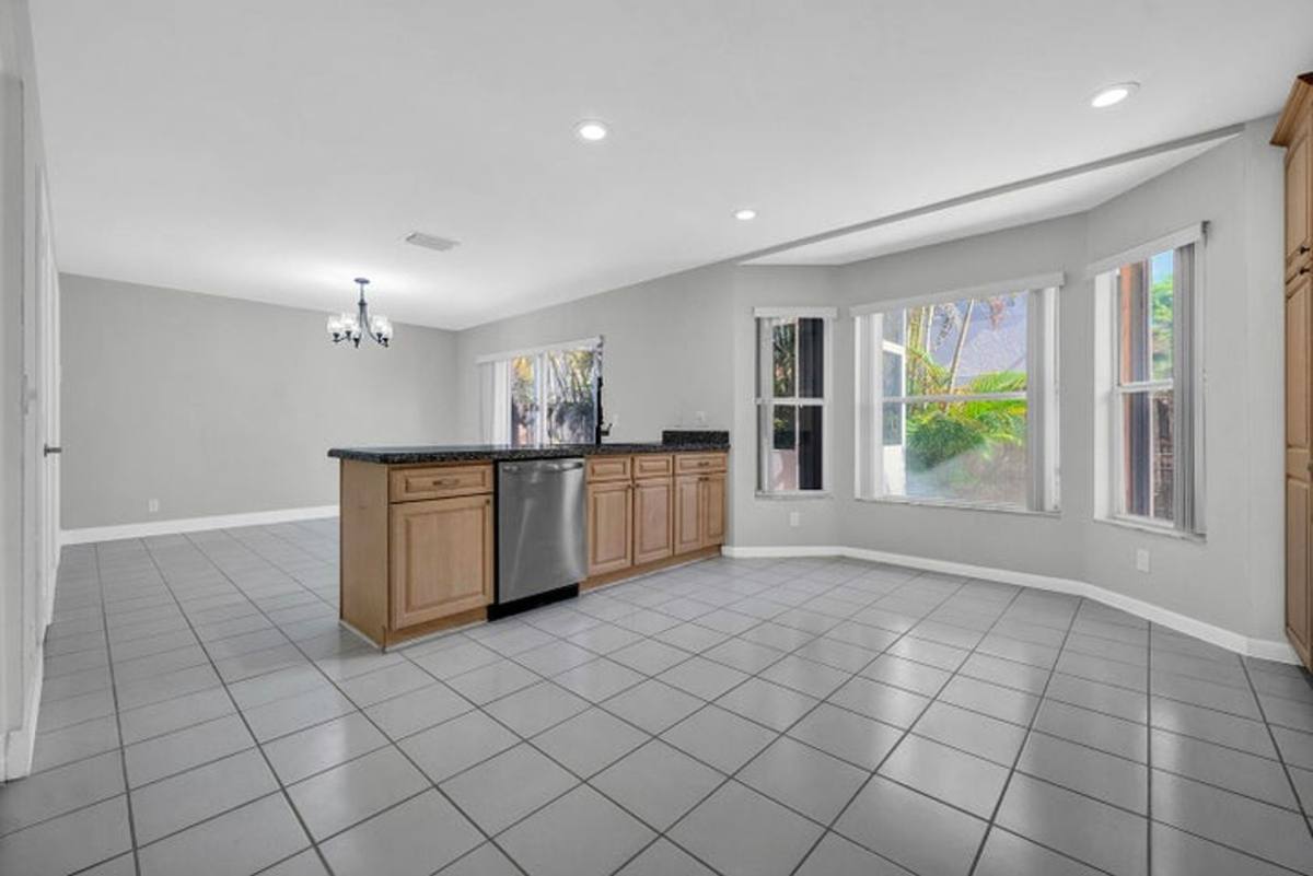 House for rent at 10820 Buttonwood Lake Dr, Boca Raton, FL 33498