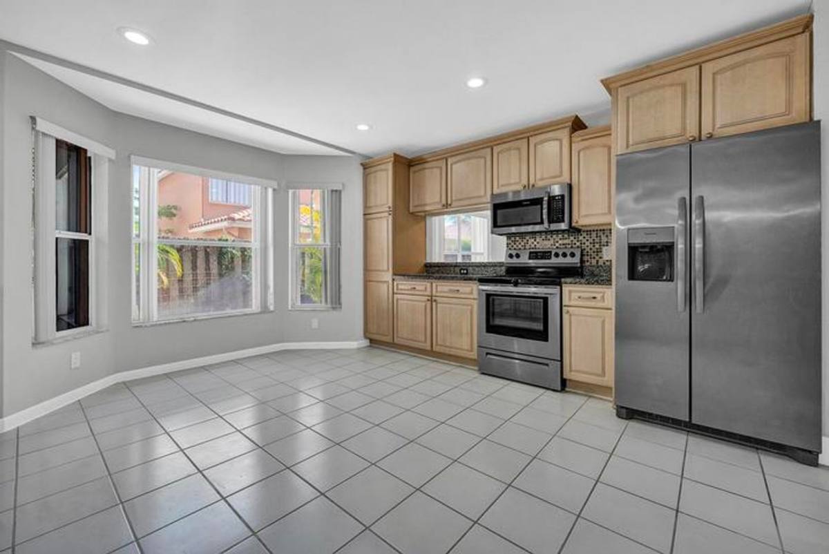 House for rent at 10820 Buttonwood Lake Dr, Boca Raton, FL 33498