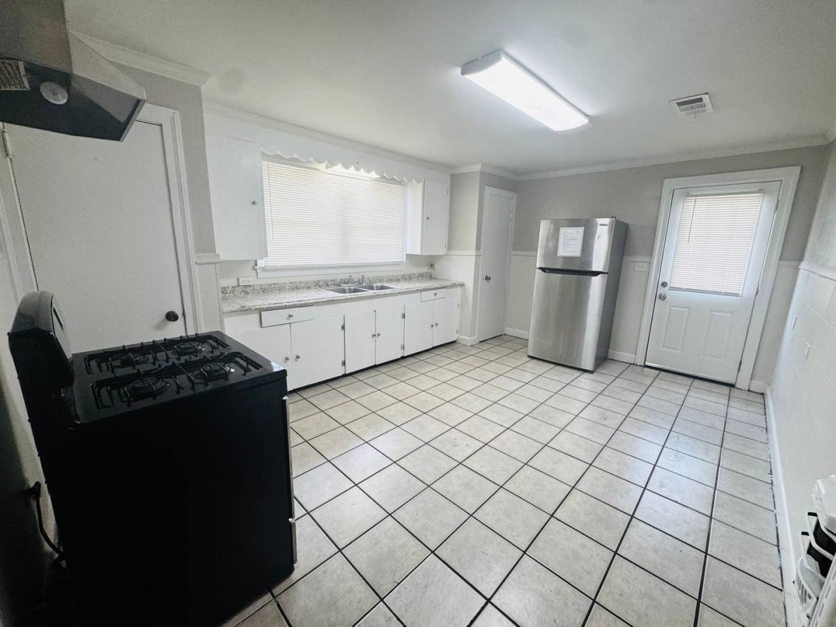 House for rent at 3047 Evangeline St, Baton Rouge, LA 70805