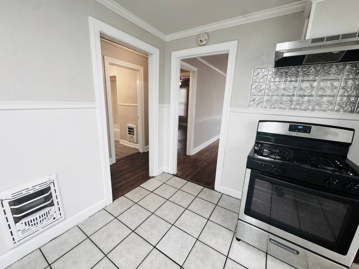 House for rent at 3047 Evangeline St, Baton Rouge, LA 70805