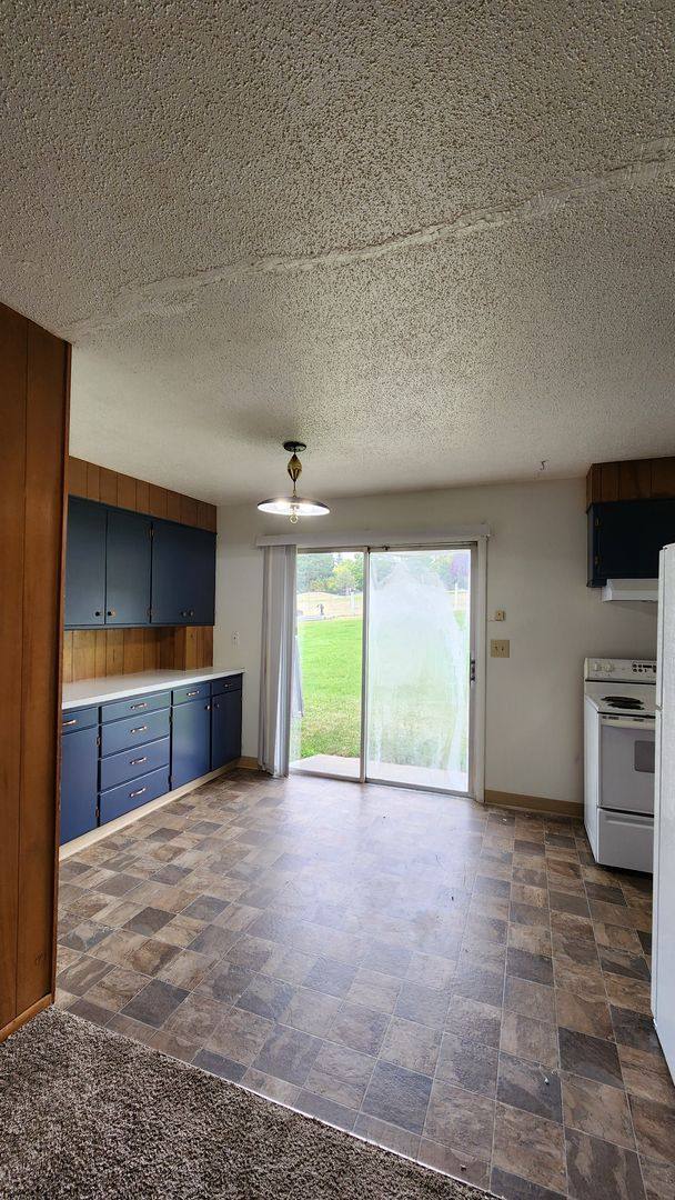 Apartment for rent at 816 818 Whitaker Dr, Missoula, MT 59803