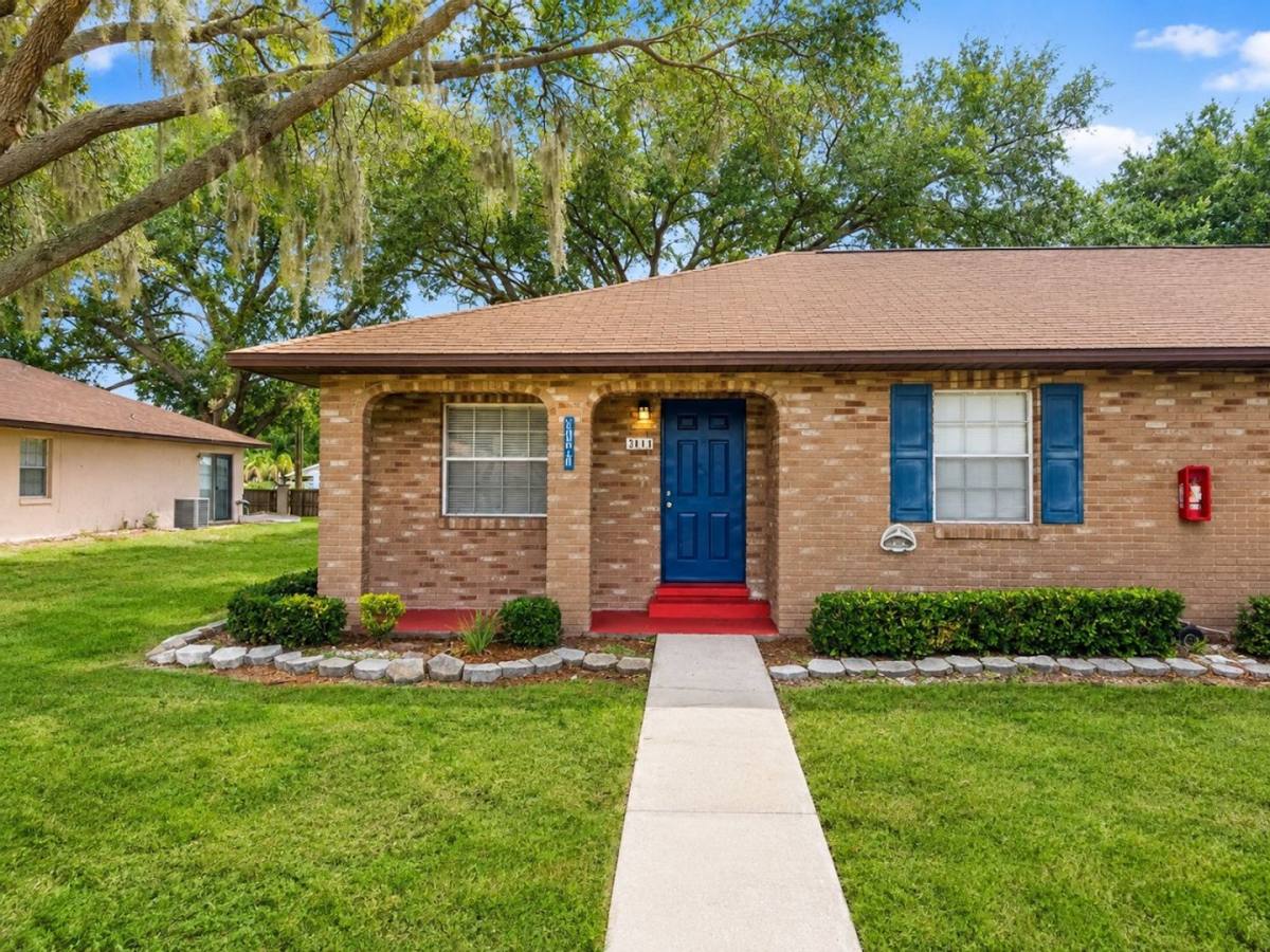 Apartment for rent at 3135 Woodhill Rd, Winter Haven, FL 33881