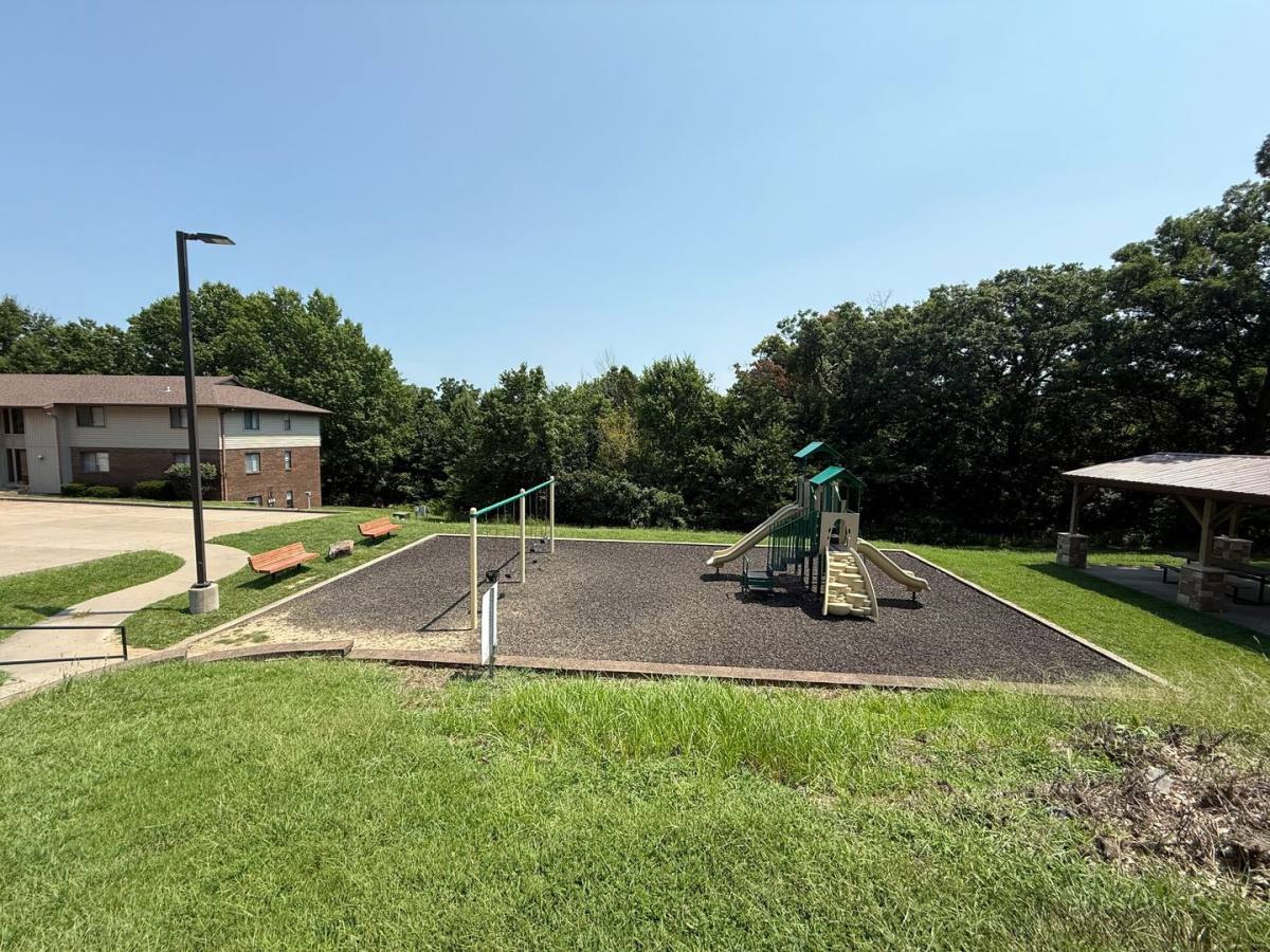 House for rent at 841 SW Blvd, Jefferson City, MO 65109