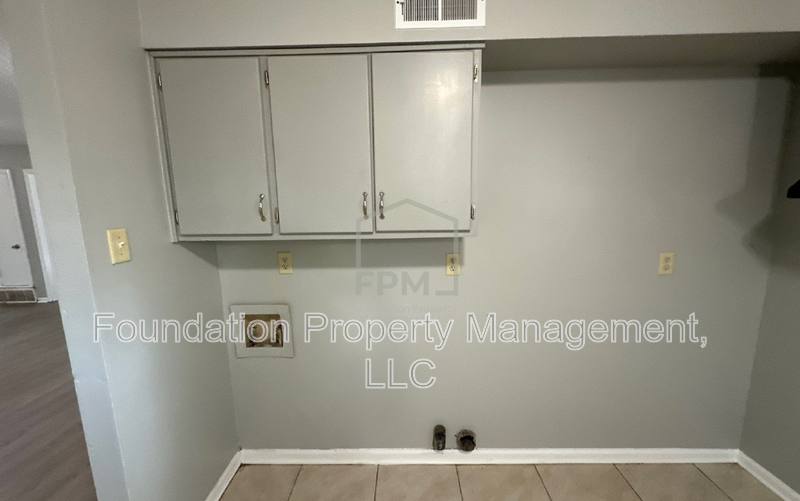 House for rent at 3130 Normandy Dr, Horn Lake, MS 38637