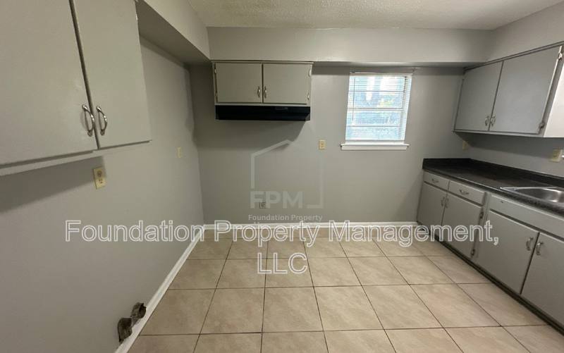 House for rent at 3130 Normandy Dr, Horn Lake, MS 38637