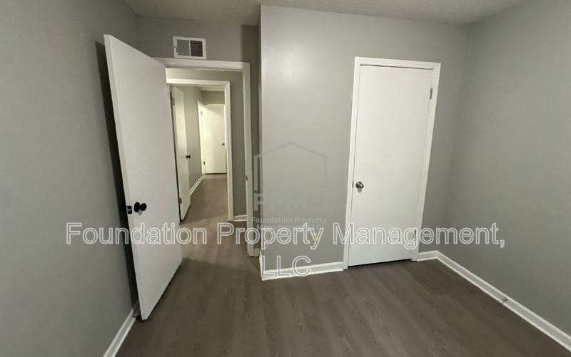 House for rent at 3130 Normandy Dr, Horn Lake, MS 38637