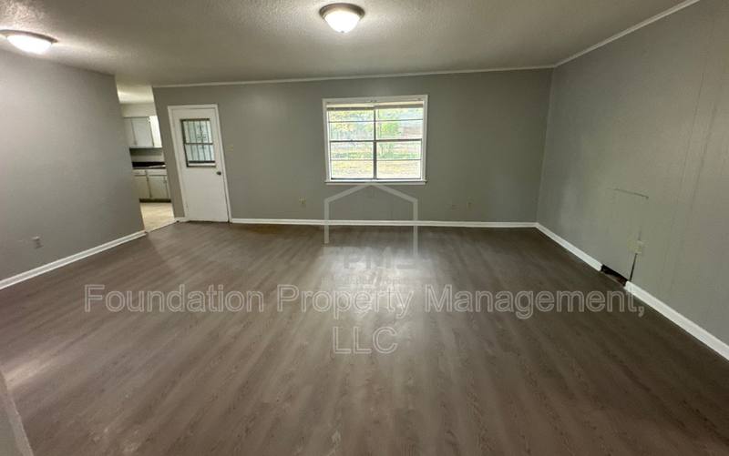 House for rent at 3130 Normandy Dr, Horn Lake, MS 38637