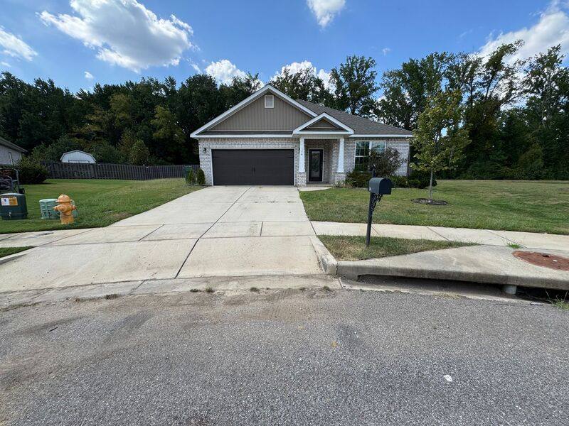House for rent at 154 Fernhill Dr NW, Madison, AL 35757