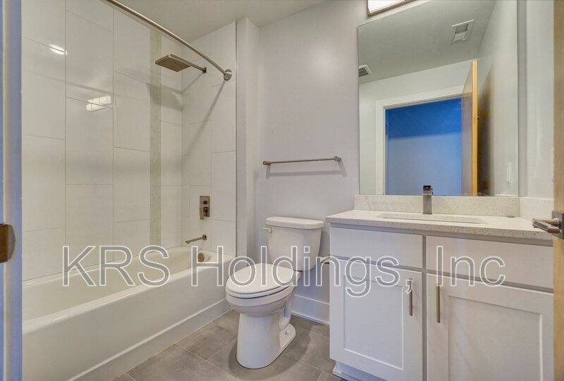 Apartment for rent at 225 N Water St #206, Elizabeth City, NC 27909