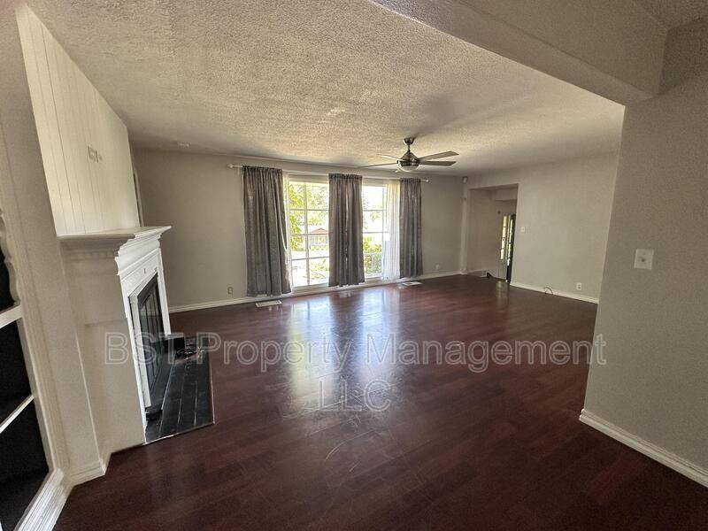 House for rent at 1458 Greenwood Dr NE, Salem, OR 97303