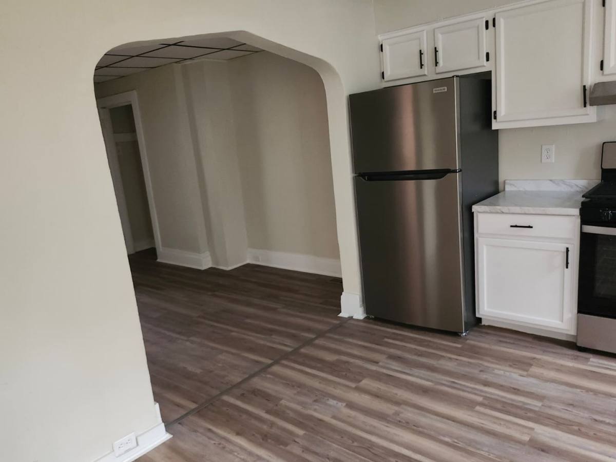 House for rent at 109 Harlem Ave, McKees Rocks, PA 15136