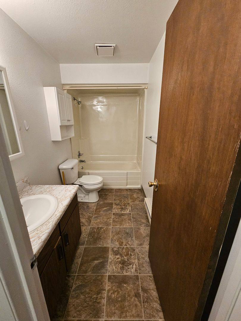 Apartment for rent at 411 S Jefferson St, Casper, WY 82601