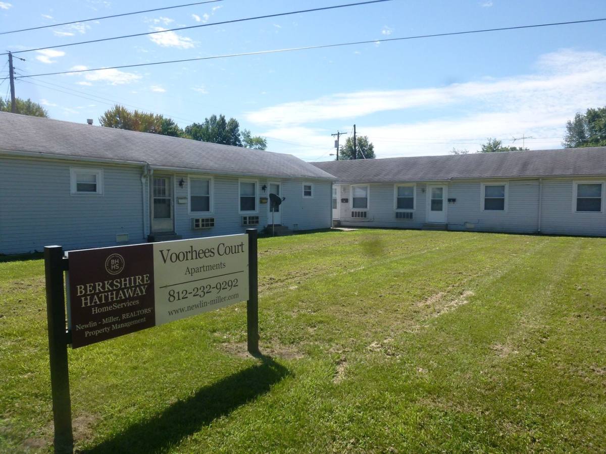 Apartment for rent at 1001 E Voorhees St, Terre Haute, IN 47807