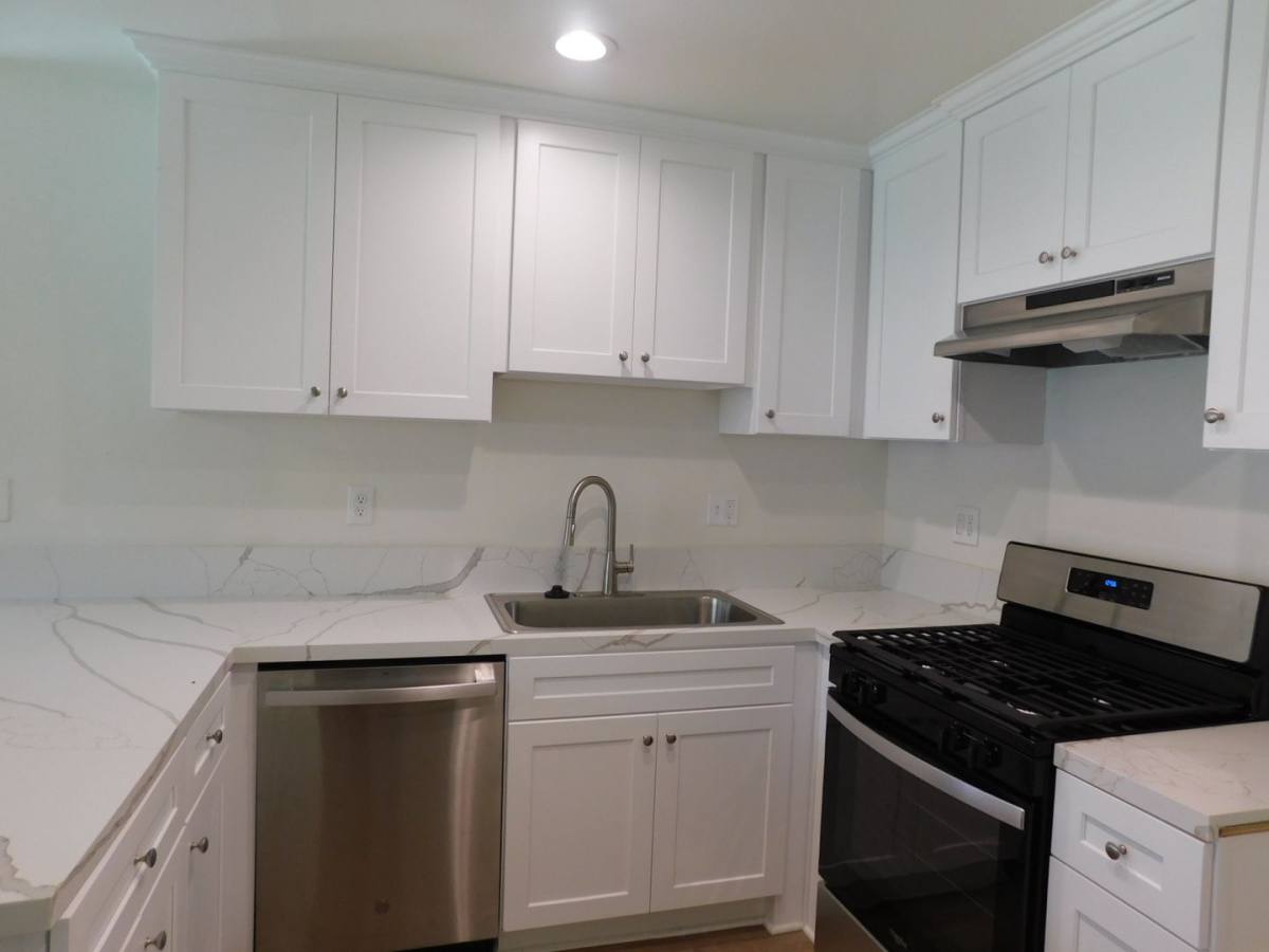 Apartment for rent at 7062 Heil Ave, Huntington Beach, CA 92647