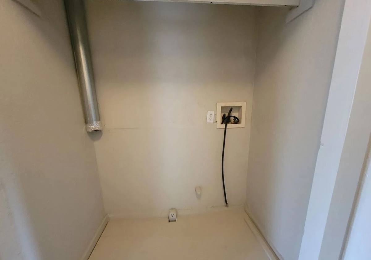 Townhouse for rent at 3702 S Polk St, Amarillo, TX 79110