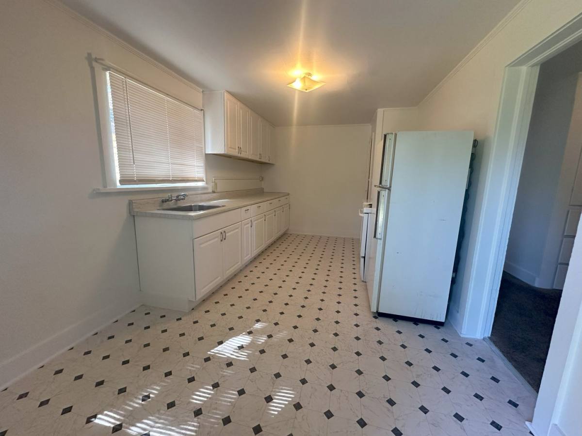 Apartment for rent at 436 Minckler St, Susanville, CA 96130