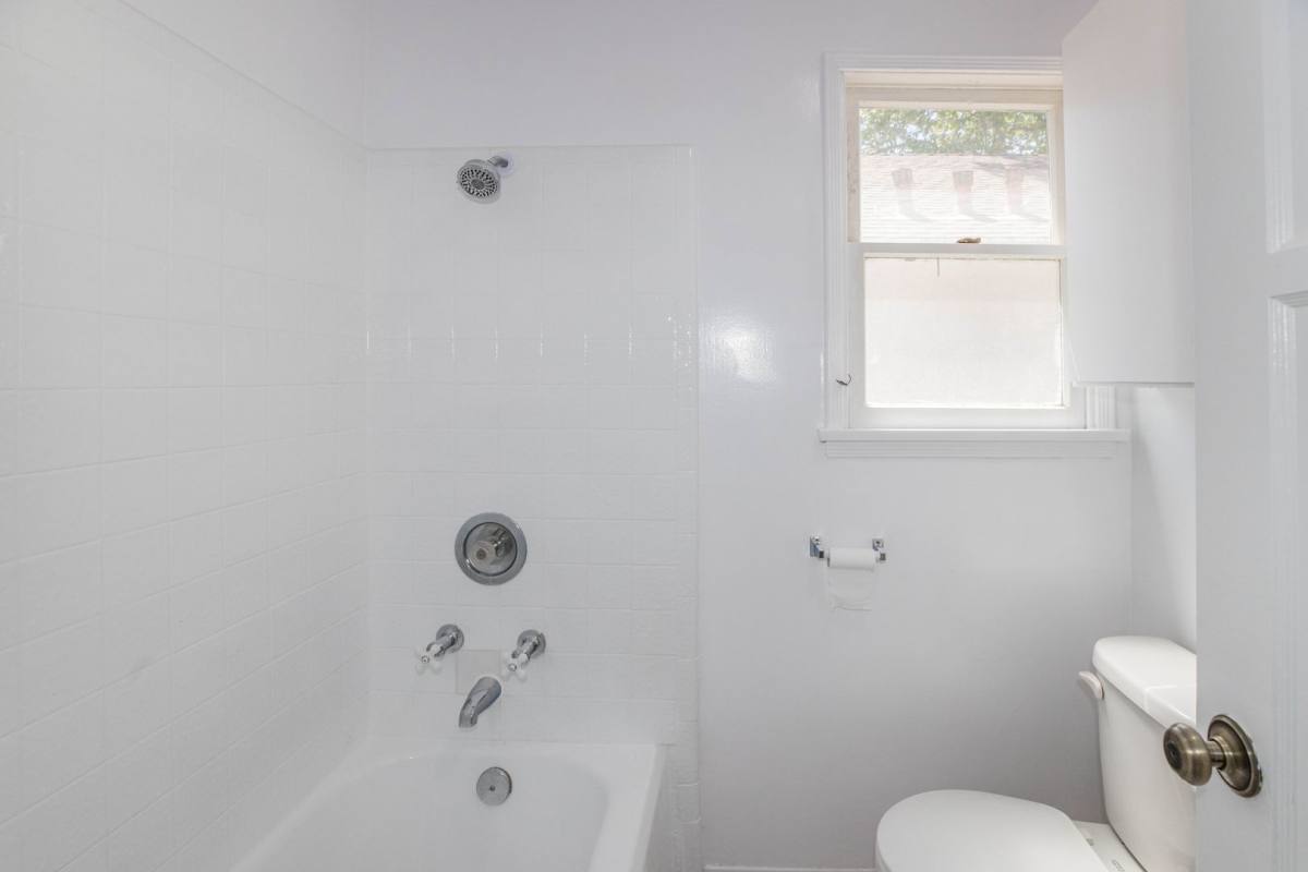 Apartment for rent at 10900 Culver Blvd #5, Culver City, CA 90230