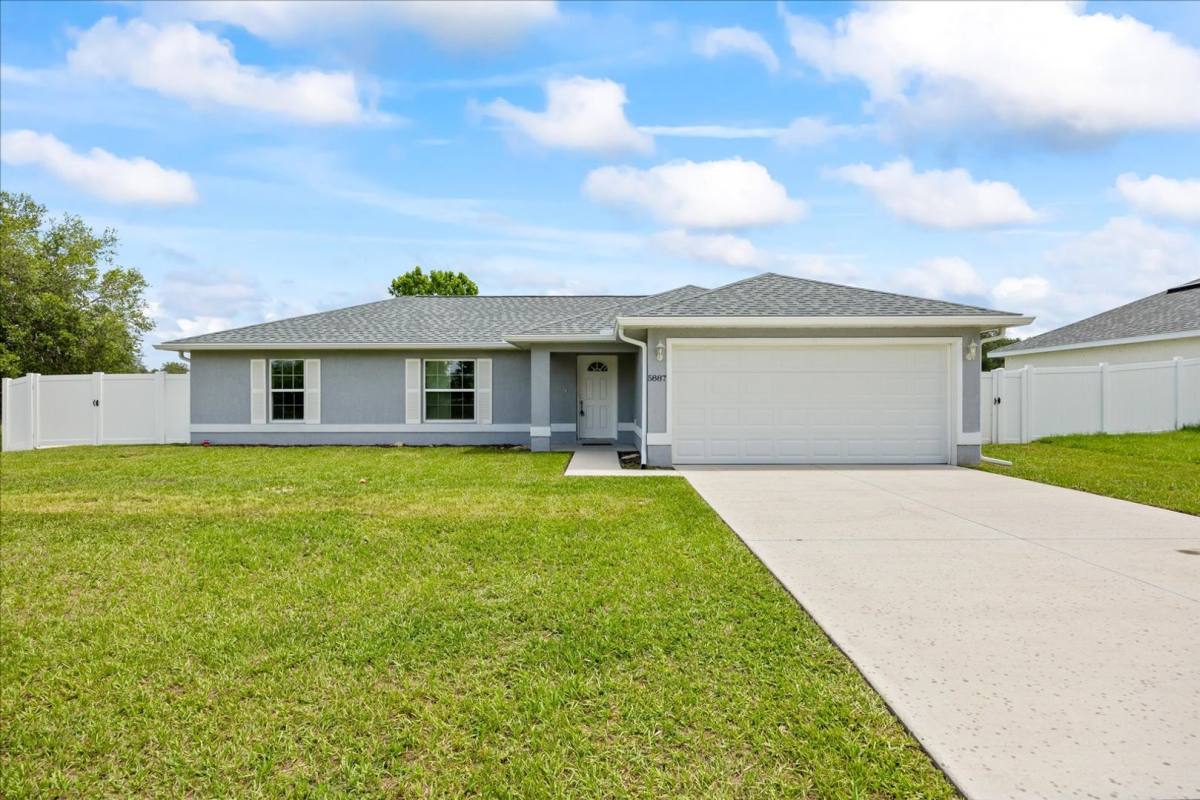 House for rent at 5887 SW 154th Lane Rd, Ocala, FL 34473