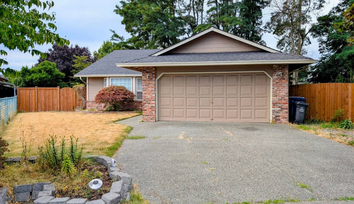 House for rent at 8228 49th Ave NE, Marysville, WA 98271