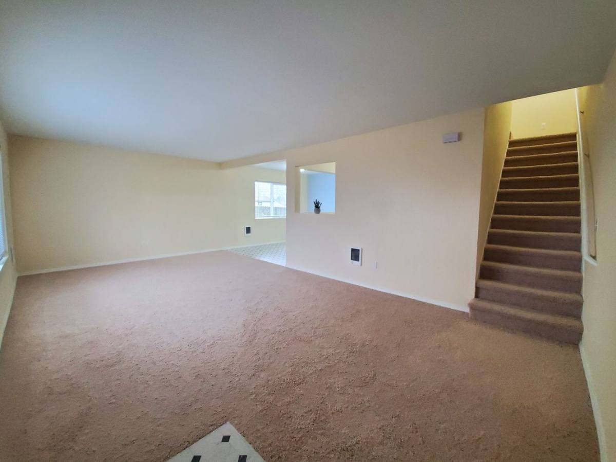 Townhouse for rent at 202 Cullum Ave, Richland, WA 99352