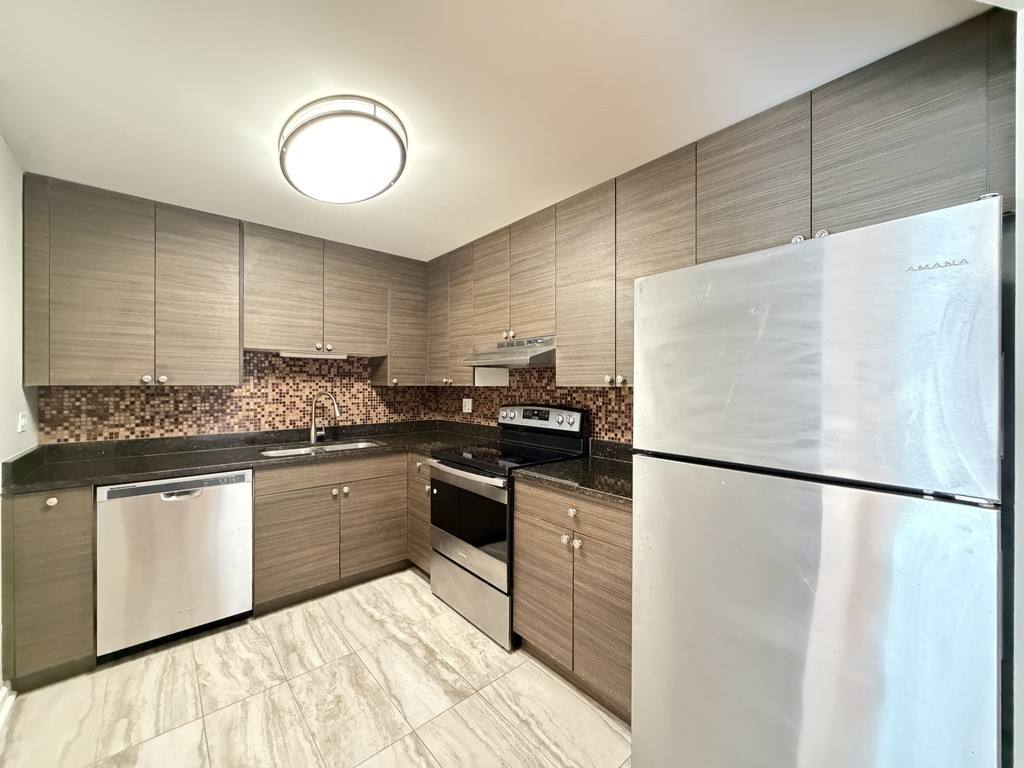 Apartment for rent at 523 25 Quentin #P713, Palatine, IL 60067