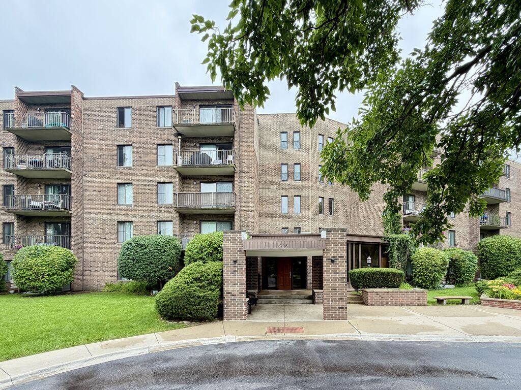 Apartment for rent at 523 25 Quentin #P713, Palatine, IL 60067