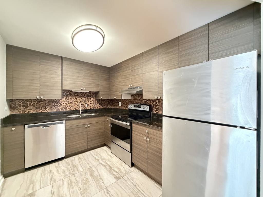 Apartment for rent at 525 25 Quentin #D713, Palatine, IL 60067