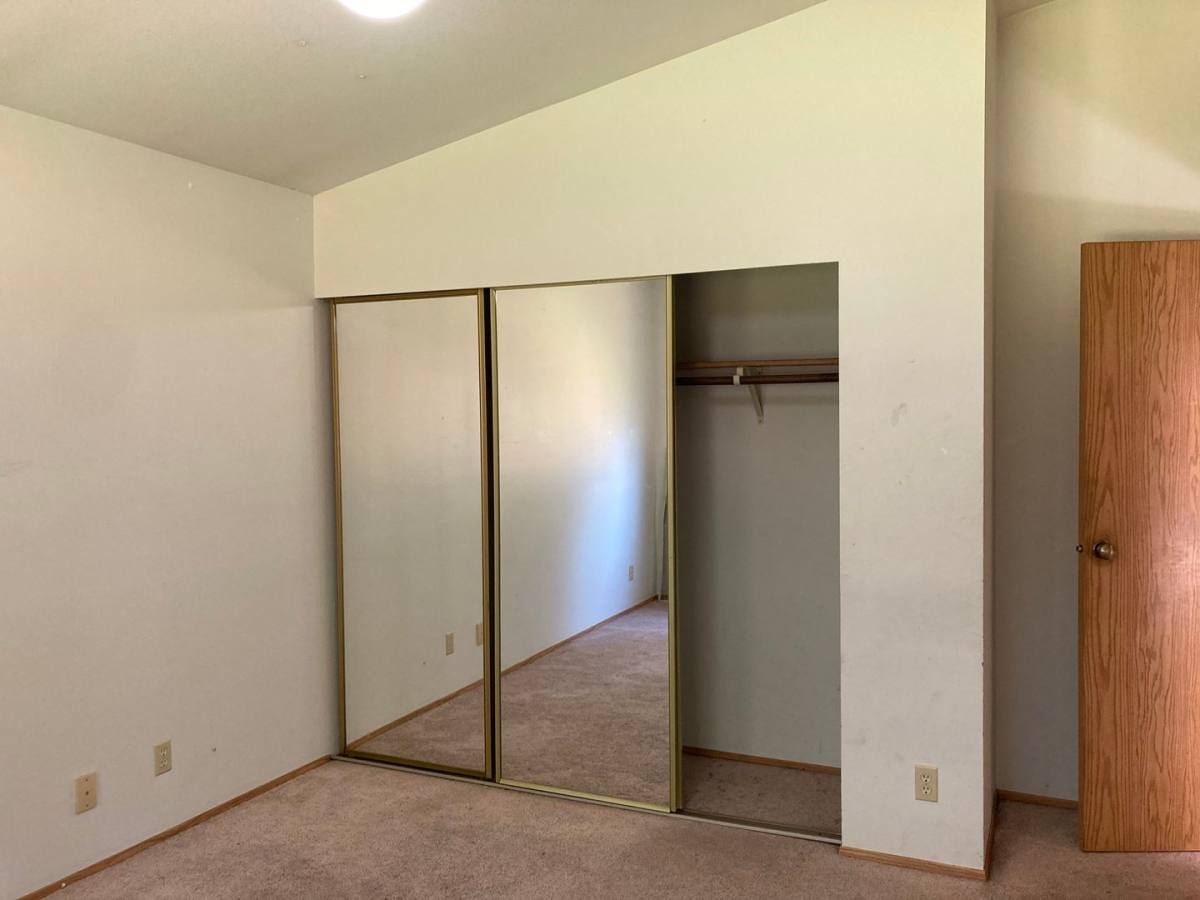 House for rent at 19710 138th Ave SE, Renton, WA 98058