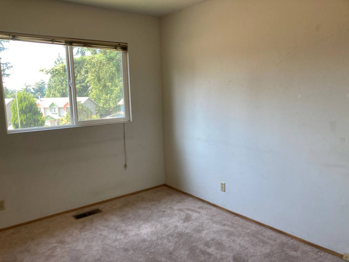 House for rent at 19710 138th Ave SE, Renton, WA 98058
