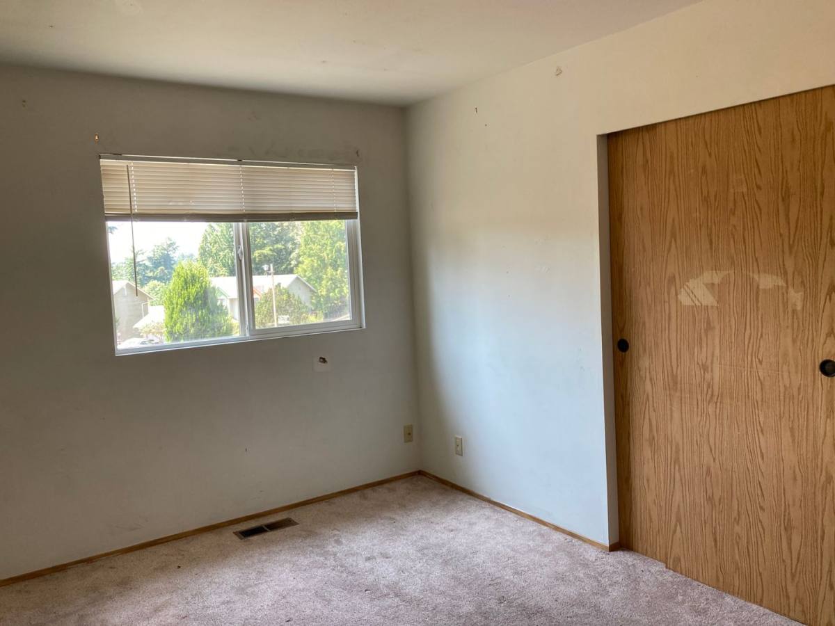 House for rent at 19710 138th Ave SE, Renton, WA 98058
