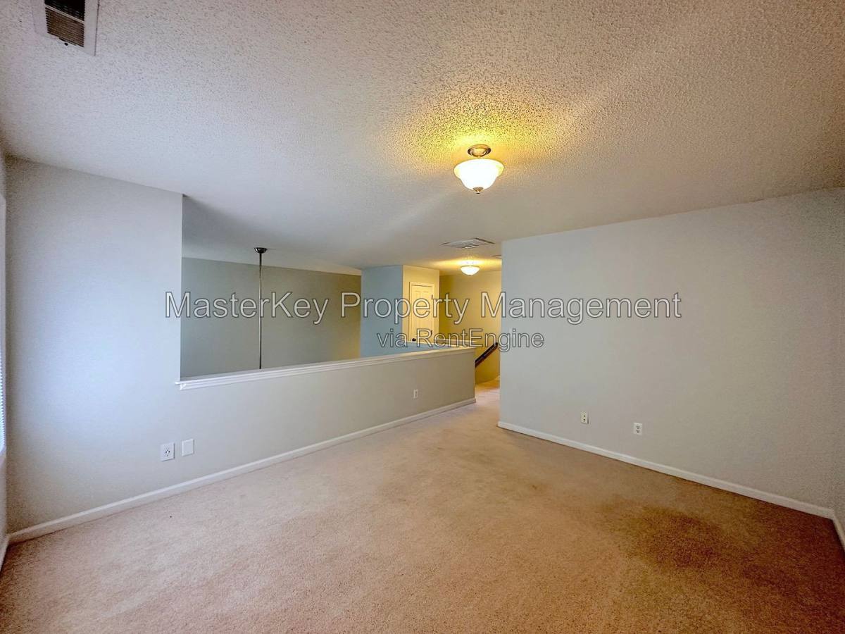 Townhouse for rent at 114 Pointe Crest Court, Cary, NC 27513