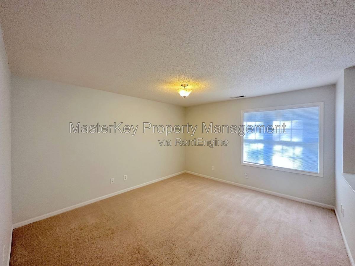 Townhouse for rent at 114 Pointe Crest Court, Cary, NC 27513