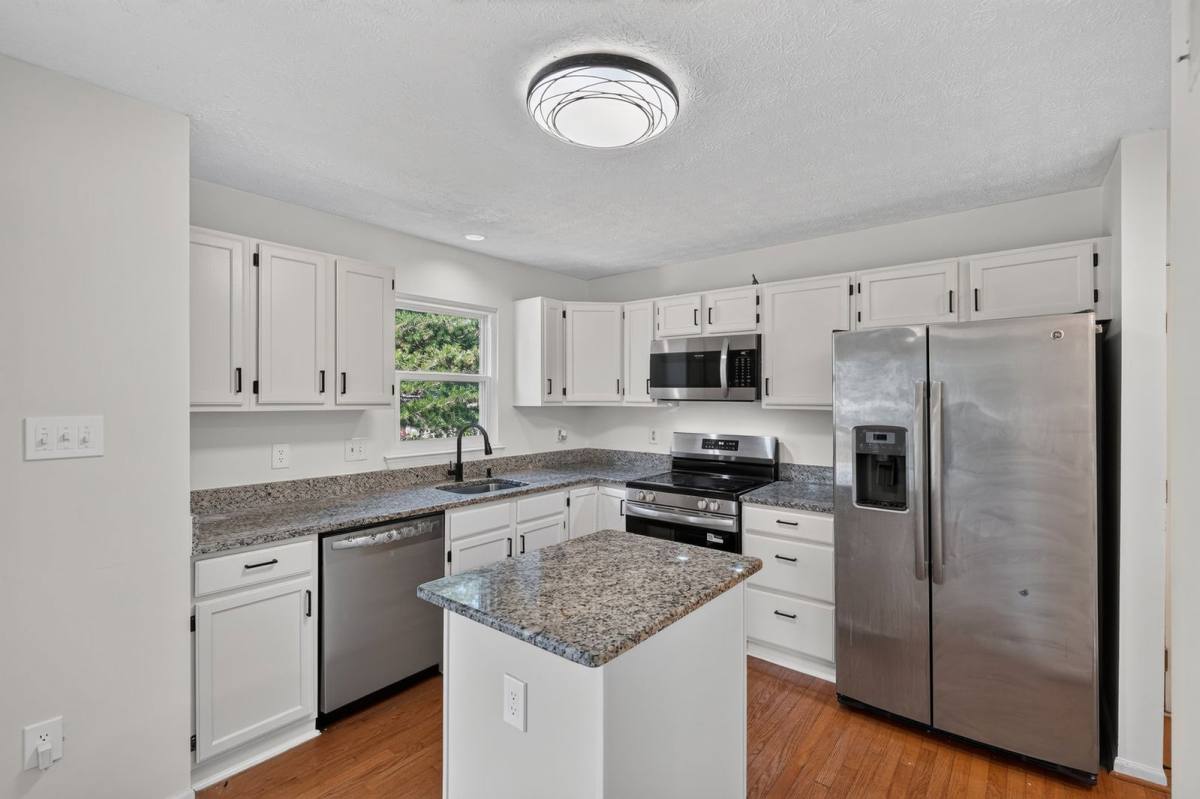 House for rent at 2377 Tawny Dr, Waldorf, MD 20601