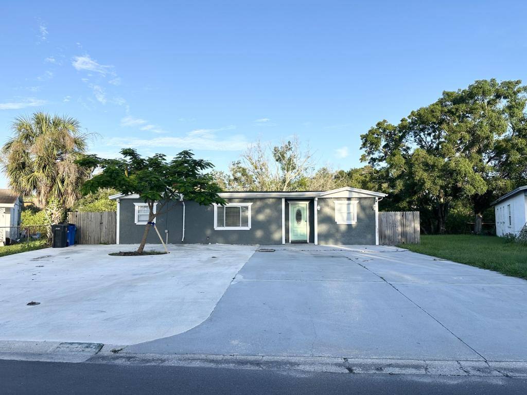 House for rent at 6935 Dimarco Rd, Tampa, FL 33634