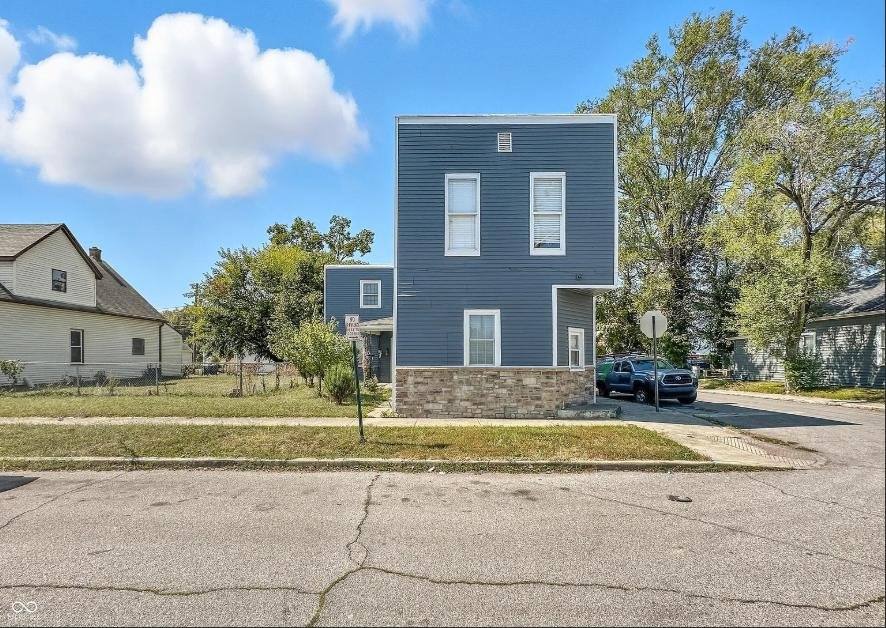 House for rent at 1902 S Delaware St, Indianapolis, IN 46225