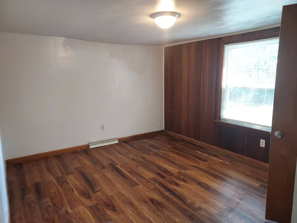 Apartment for rent at 5103 Firnley Ave, Youngstown, OH 44512
